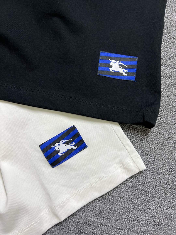 ブランドTシャツ全体デザイン